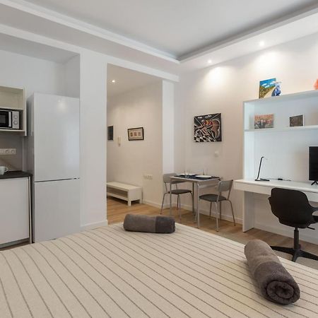 Brand New Apartment In เอเธนส์ ภายนอก รูปภาพ