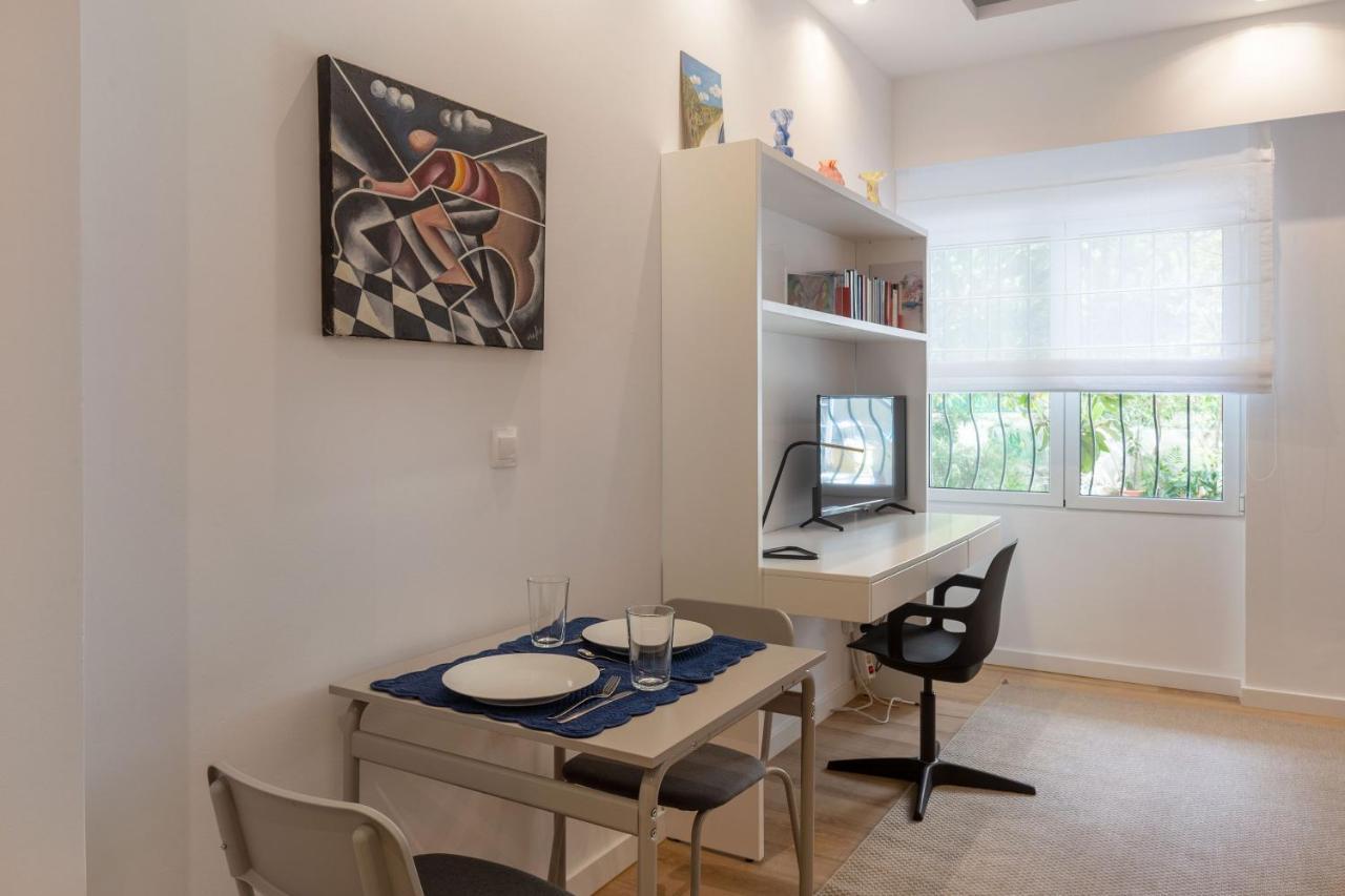 Brand New Apartment In เอเธนส์ ภายนอก รูปภาพ