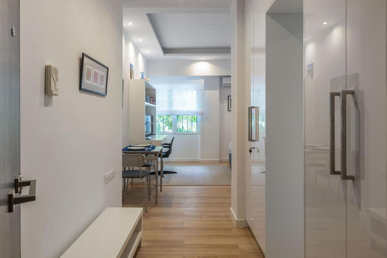 Brand New Apartment In เอเธนส์ ภายนอก รูปภาพ