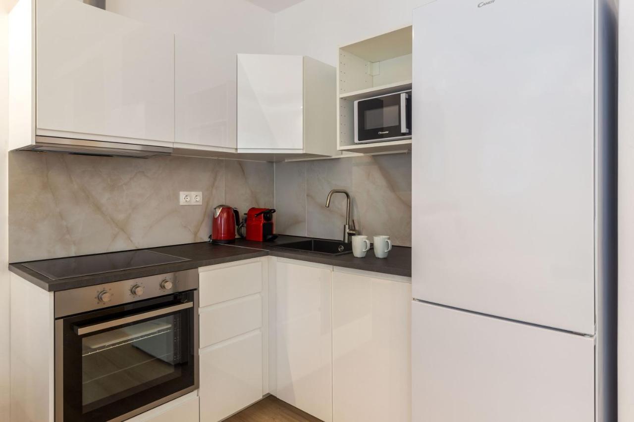 Brand New Apartment In เอเธนส์ ภายนอก รูปภาพ