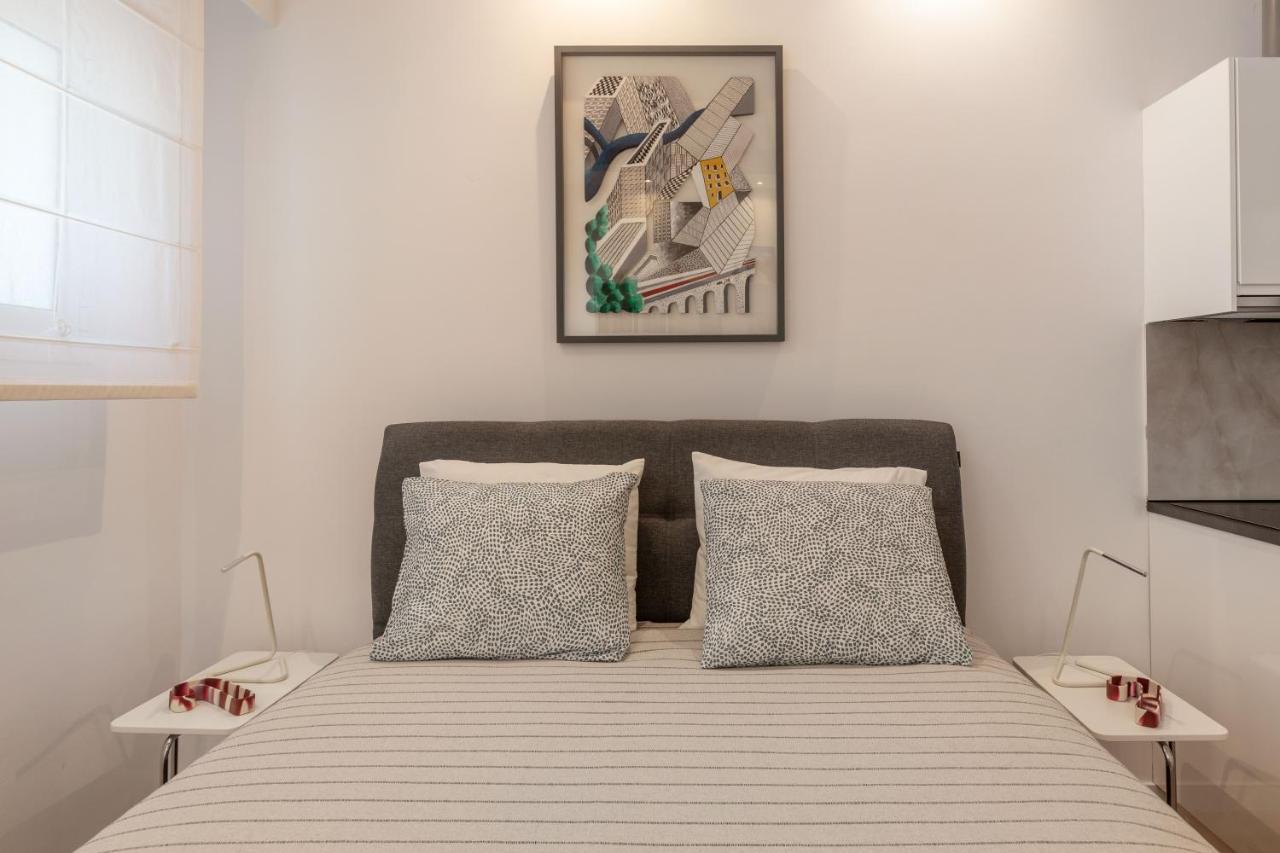 Brand New Apartment In เอเธนส์ ภายนอก รูปภาพ